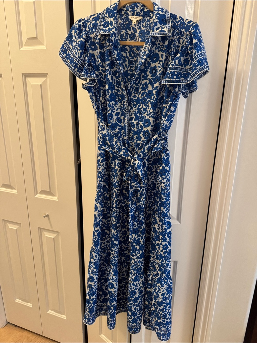 Max Studio Blue Floral Short Flutter Sleeve Midi Shirt Dress - Women's